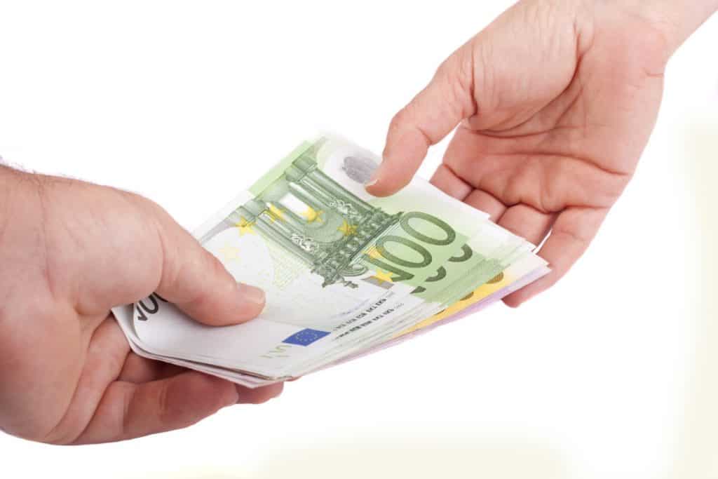 Vodič za odabir najpovoljnijeg gotovinskog kredita Vodič za odabir najpovoljnijeg gotovinskog kredita